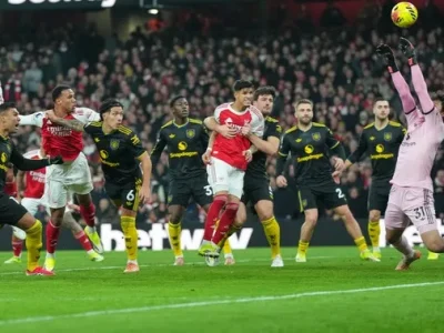 Arsenal thua MU: Thiếu ‘gió Đông’ – Thiếu cầu thủ đẳng cấp lớn để vô địch Ngoại hạng Anh?