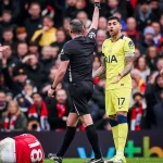 MU thừa thắng xông lên: Romero 'tự sát' bằng thẻ đỏ ngớ ngẩn, Quỷ đỏ lập tức mở tỷ số 1