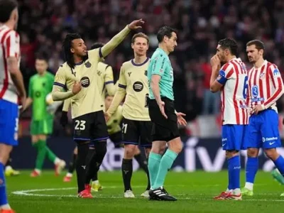 VAR Gây Bão: Frenkie de Jong Nổi Điên, Barca Thua Đau Vì Quyết Định ‘Khó Hiểu’