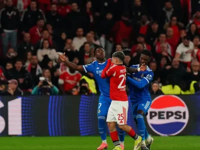 Sốc: FIFA sắp ra ‘luật che miệng’ sau scandal phân biệt chủng tộc nhắm vào Vinicius