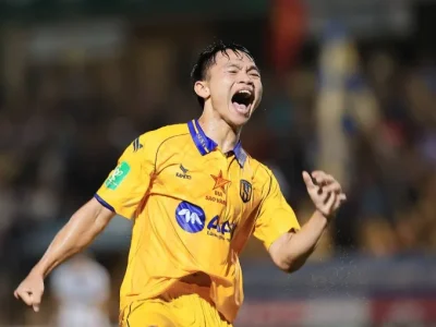 Tin Sốc: Trụ Cột U23 Việt Nam Hồ Văn Cường Đứt Dây Chằng, Nghỉ Thi Đấu 9 Tháng 1