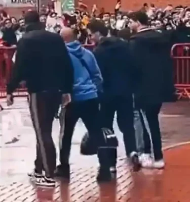 BÁO ĐỘNG: Mbeumo khập khiễng rời sân, MU đối mặt khủng hoảng trước West Ham? 1