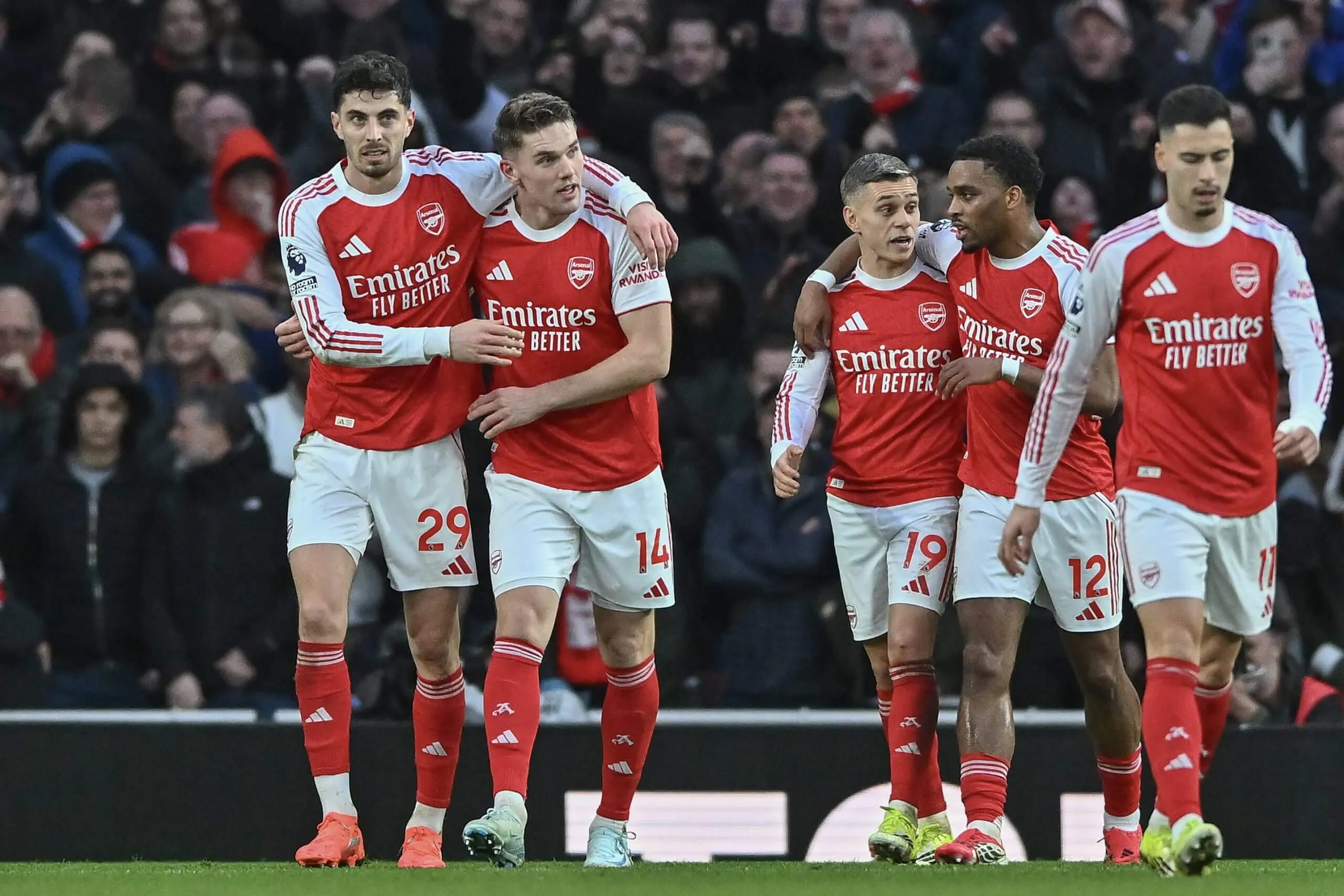 Ngoài những bàn thắng, Gyokeres còn xử lý bóng tốt hơn dưới áp lực