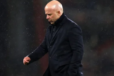 HLV Arne Slot thừa nhận sự thật đau lòng về Liverpool: 'Đây là mùa giải khó khăn nhất sự nghiệp của tôi' 1